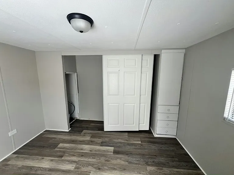 133 Lakeside Garden Cir #133 — Photo 18