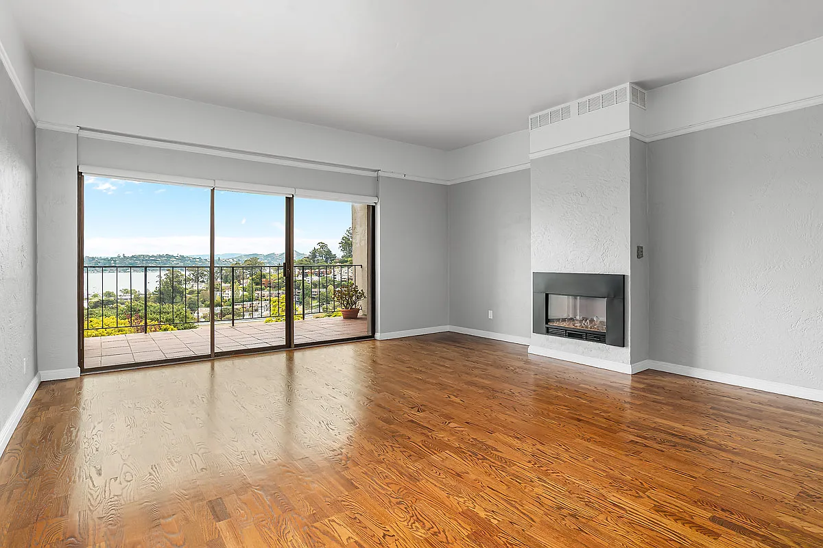 2 bed, 1418 sqft, $4,750 — Photo 2