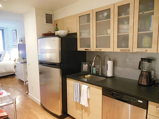 Rented by Waterton Residential New York | media 2