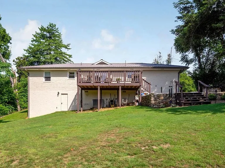 3594 Knollwood Hill Dr — Photo 18
