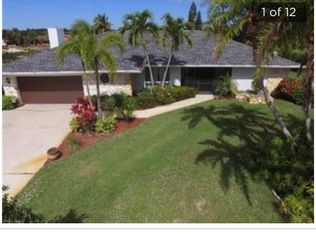 347 Country Club Ln, Naples, FL 34110