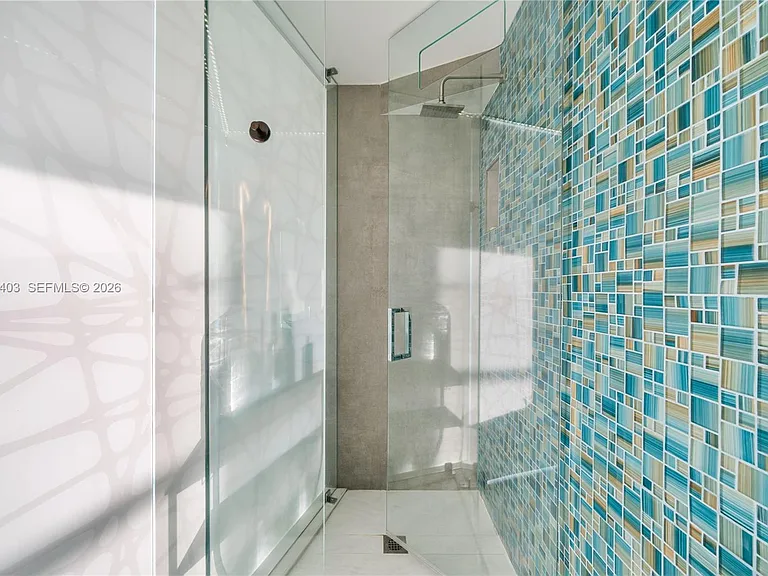 1701 Sunset Harbour Dr #L501 — Photo 18