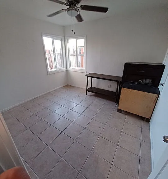45045 W Redwood Ave — Photo 17