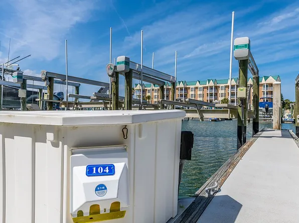 4621 Riversedge Village Ln #104, Ponce Inlet, FL 32127