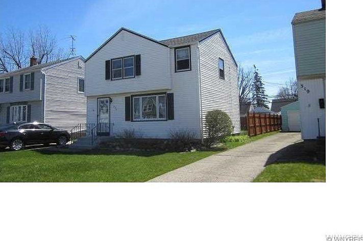 1st image of 323 Moore Ave