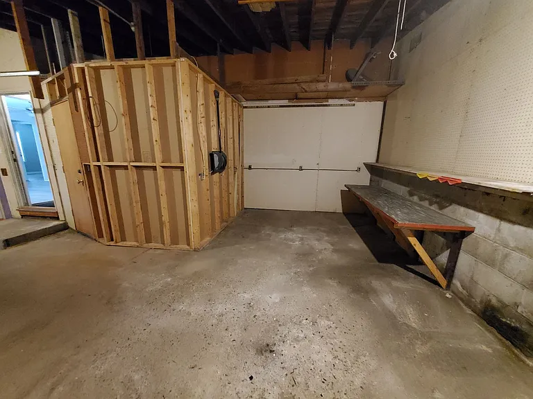 112 Fairbanks St NE — Photo 29
