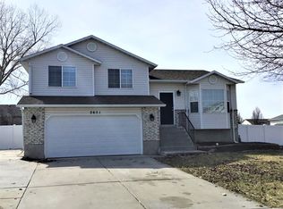 2651 W 2250 N, Clinton, UT 84015