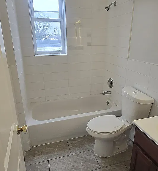 163 Bergen Ave #4B — Photo 6