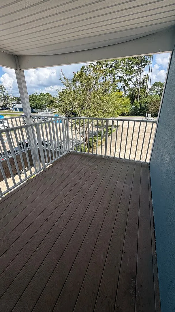 9121 Laird Street — Photo 3