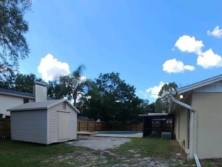 8005 Beltrees Ct — Photo 38