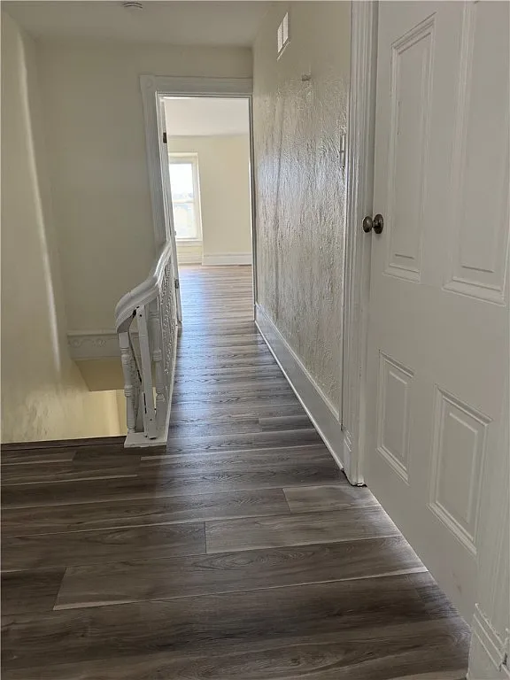 2 bed, $2,000 — Photo 4