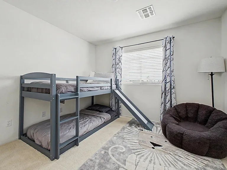 7464 W Potter Dr — Photo 20