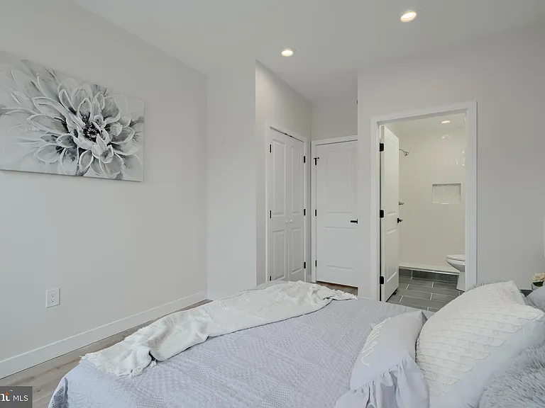 602 S Streeper St — Photo 12