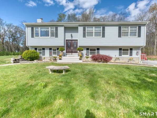 11 Hally Lane, Colchester, CT 06415