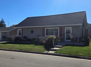 3700 S 52nd St, Milwaukee, WI 53220