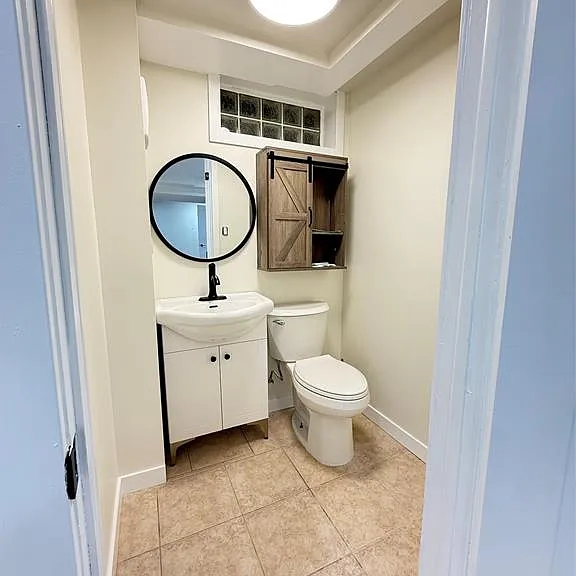 2449 Alexandra Ave — Photo 15