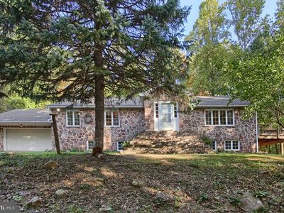 435 Buck Rd, Dover, PA, 17315