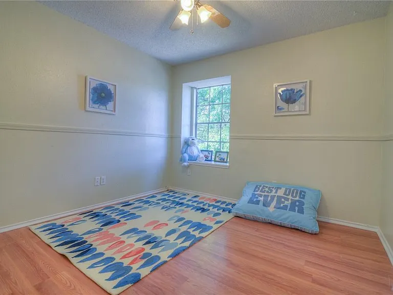 6320 Avery Island Ave — Photo 17