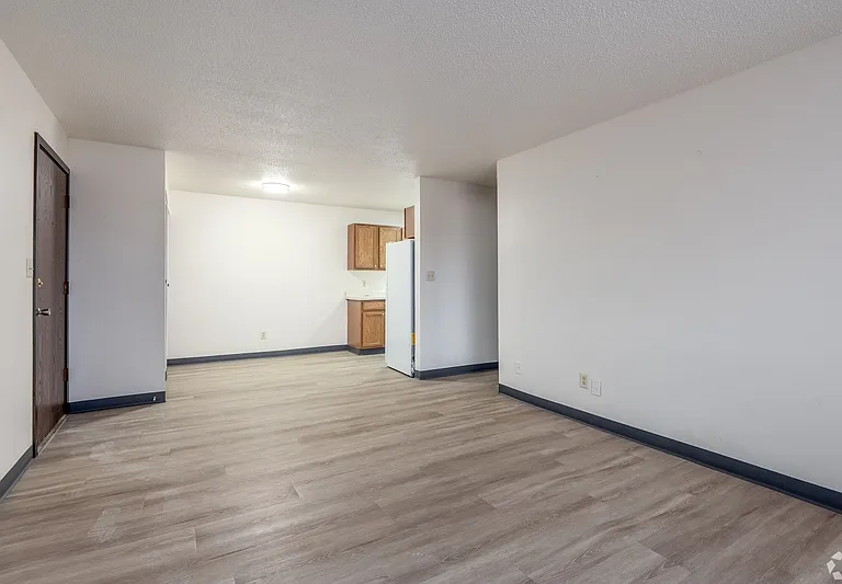 187 S National Ave #10 — Photo 8