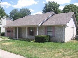 1212 Fenwick Rd, Lexington, KY 40515