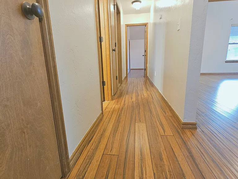 12217 Fox Hill Way — Photo 8