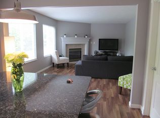 1569 Creekside Rd, Amelia, OH 45102