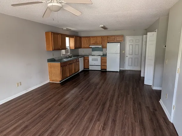404 Needle Ct, Kannapolis, NC 28081