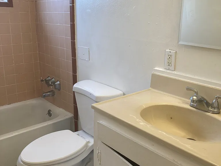2823 Del Paso Blvd #3 — Photo 5