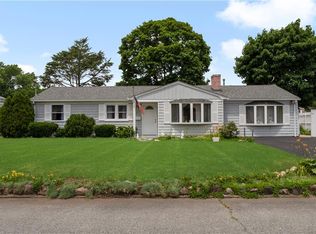 55 Inez Ave, Warwick, RI 02886