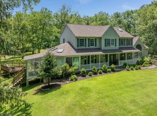 207 Van Syckels Rd, Hampton, NJ 08827