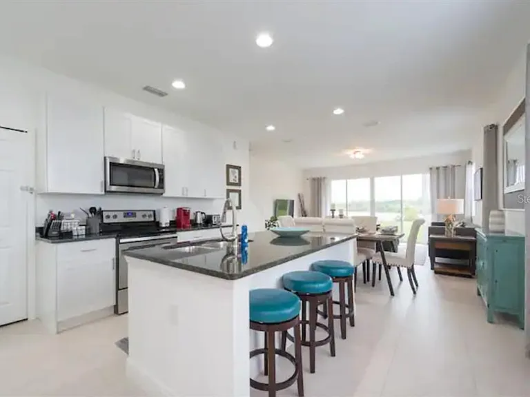 470 Lake Shore Pkwy — Photo 7