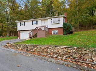 320 Diamond Ave, Morgantown, WV 26505