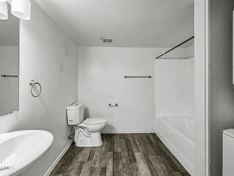 3065 N 67th Ave #120 — Photo 10