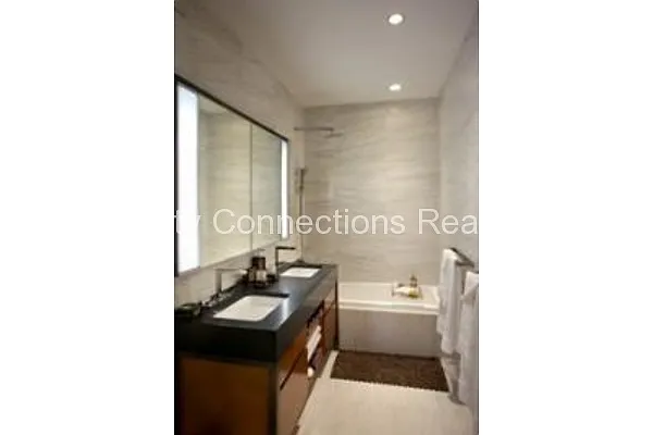 Rented by City Connections Realty | media 3