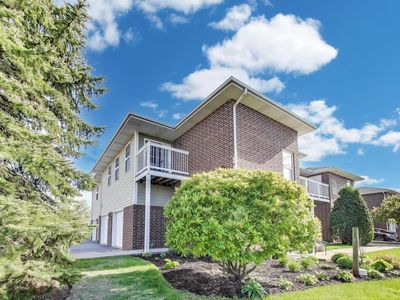 6846 102nd STREET #F, Pleasant Prairie, WI, 53158