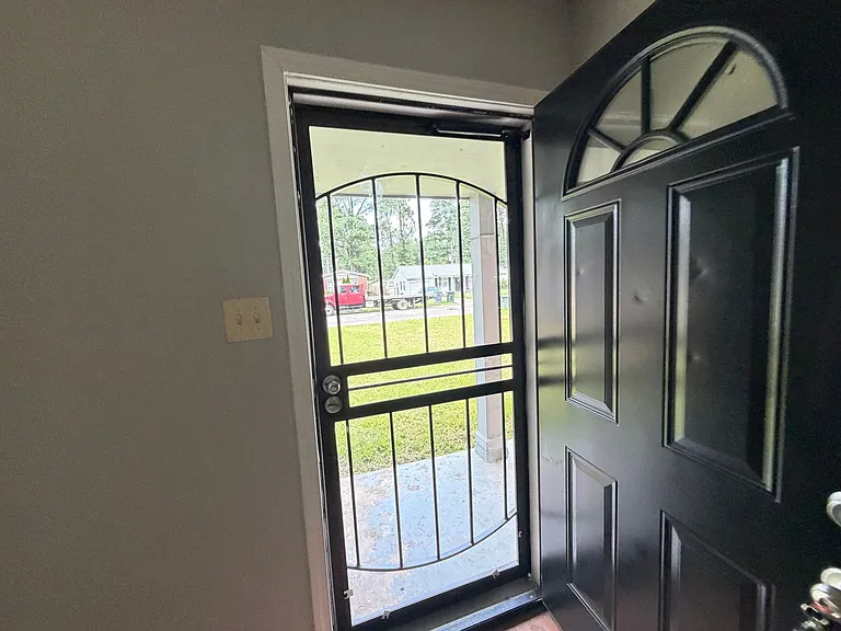 1507 Mary Jane Ave — Photo 9