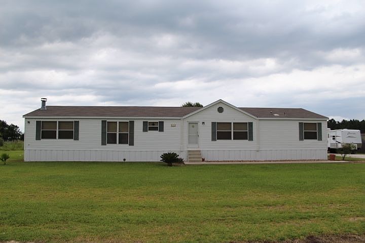 1st image of 140 E Gregory Dr