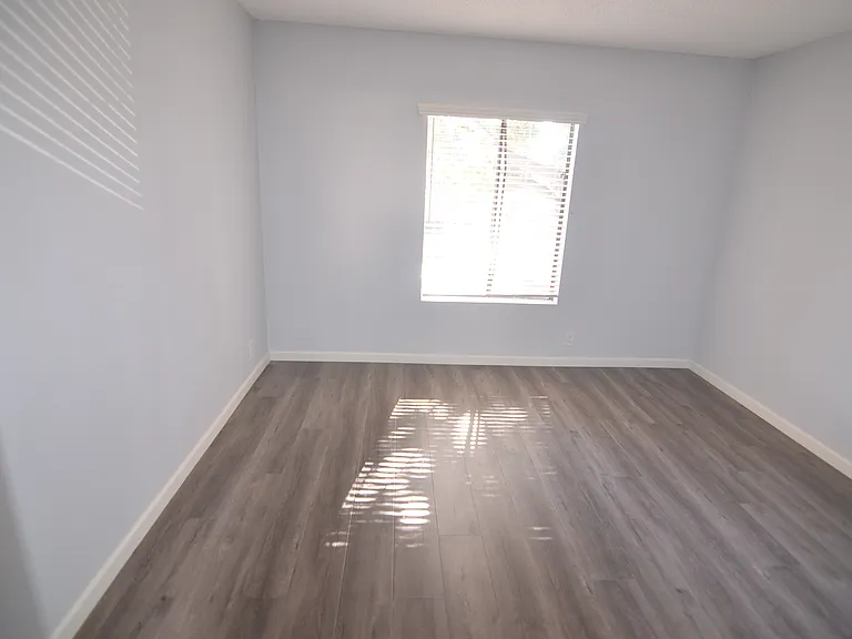 11901 Venice Blvd #7 — Photo 5