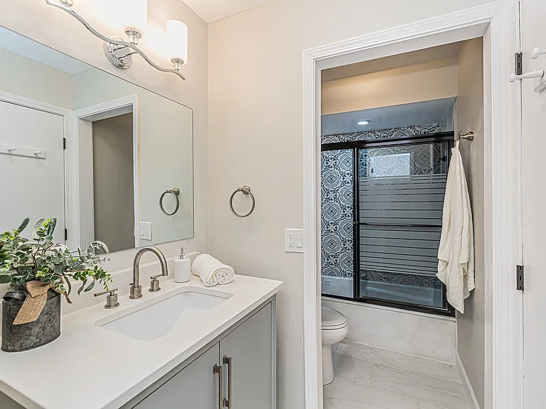 432 Skokie Blvd — Photo 23