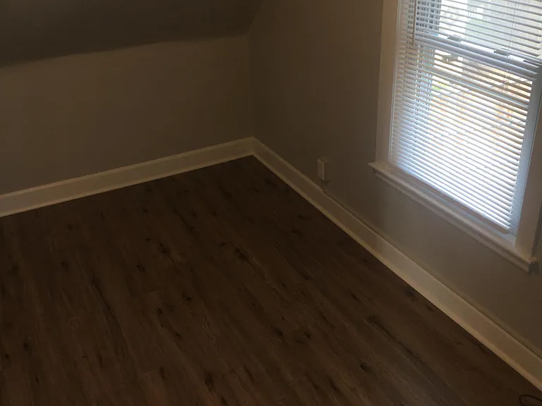 Right Bedroom