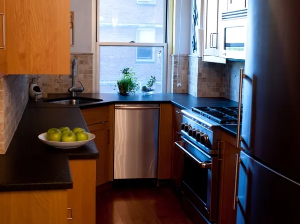 477 Fdr Drive image 1 of 5