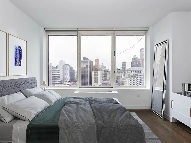 388 Bridge St #17B — Photo 6