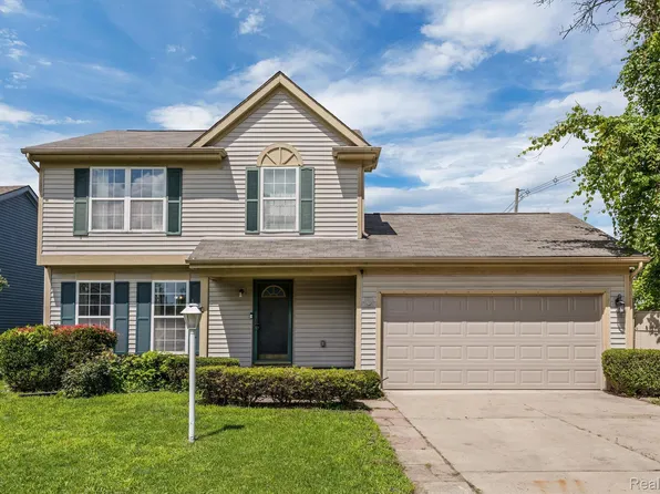 34010 Joan Ct, Romulus, MI 48174