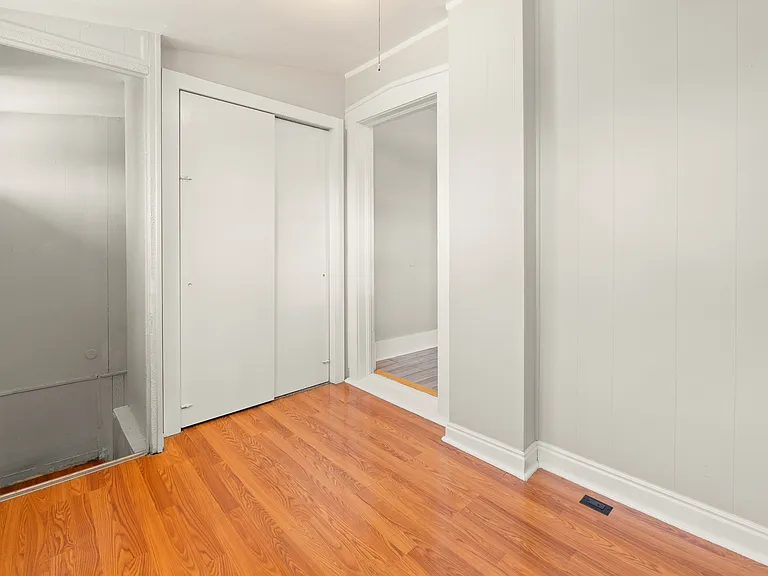 202 N Hooker St — Photo 14