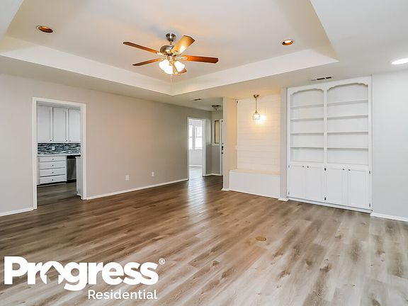 4th image of 4210 Pleasant Oaks Ct