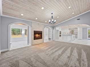 2920 Superior Rd, Magnolia, TX 77354