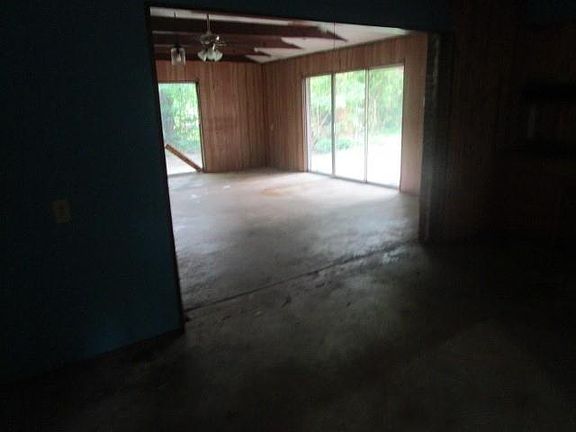5th image of 9056 Hooper Rd