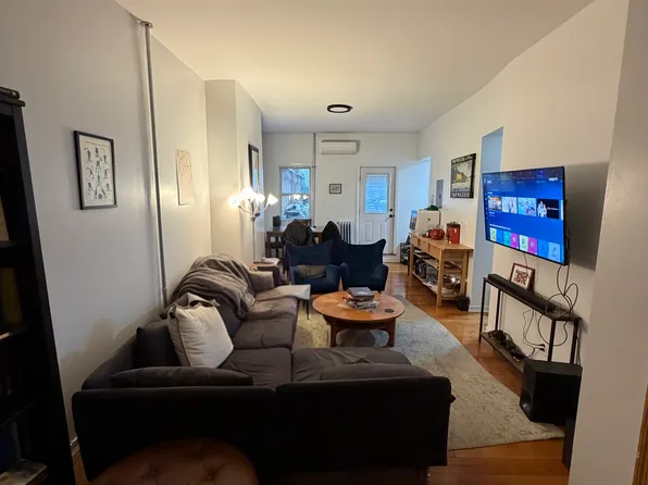 278 Devoe Street image 1 of 15