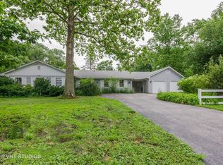 1001 Meadows Rd, Geneva, IL 60134