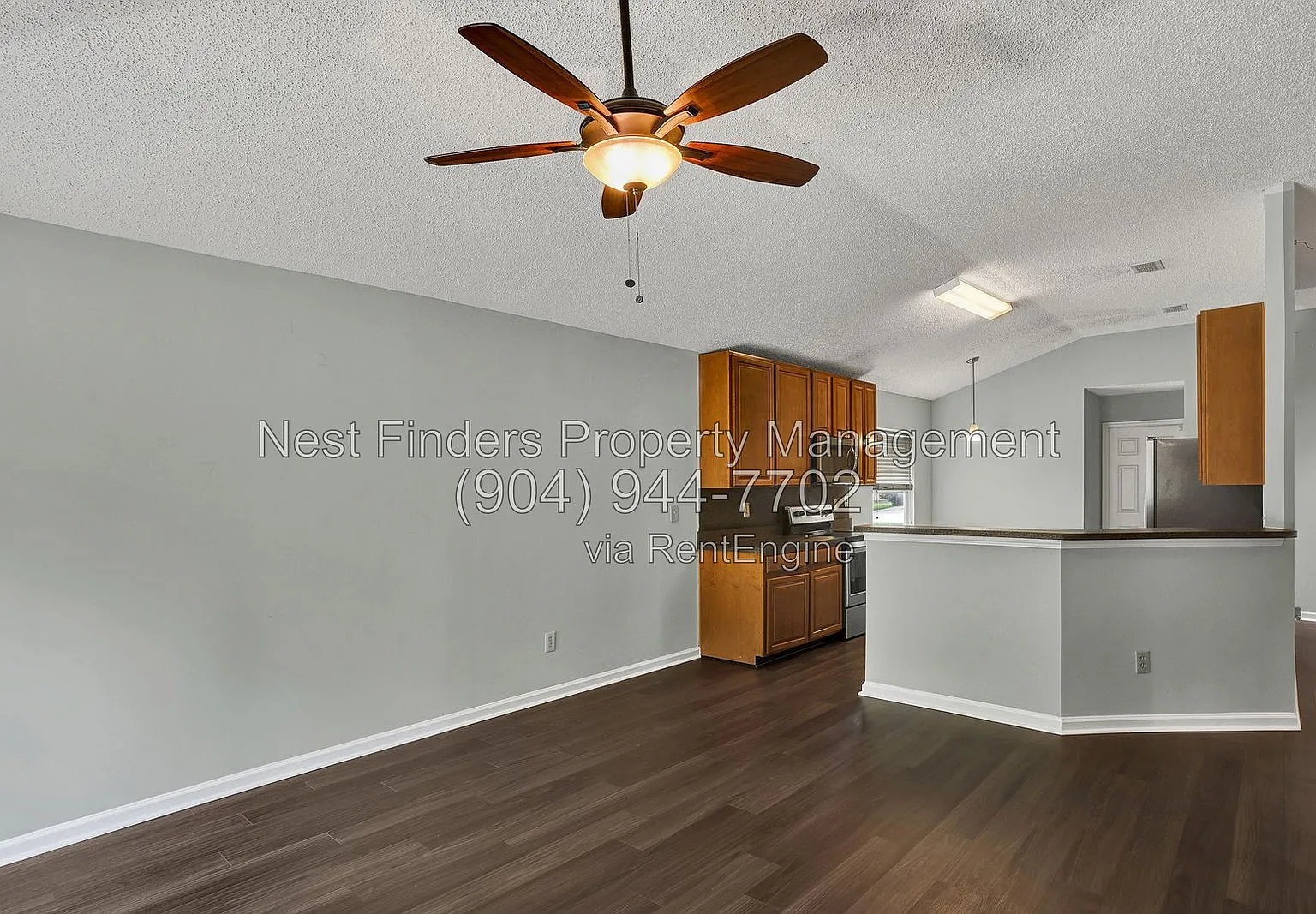 3 bed, 2.0 bath, 1542 sqft, $1,800 — Photo 3
